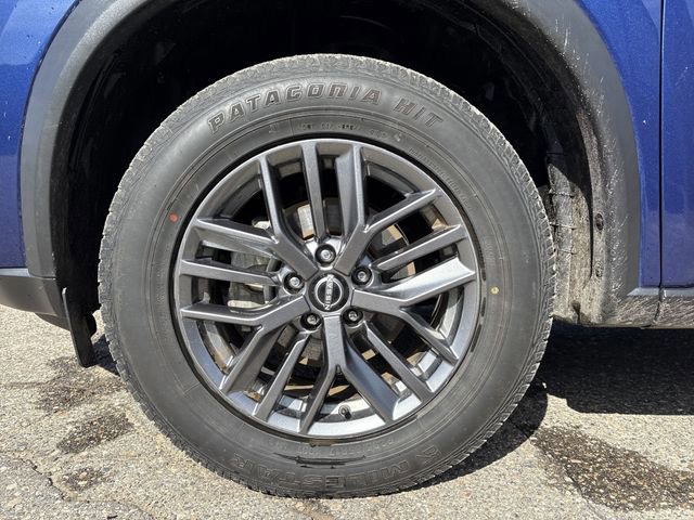 Used 2023 Nissan Rogue S image 47