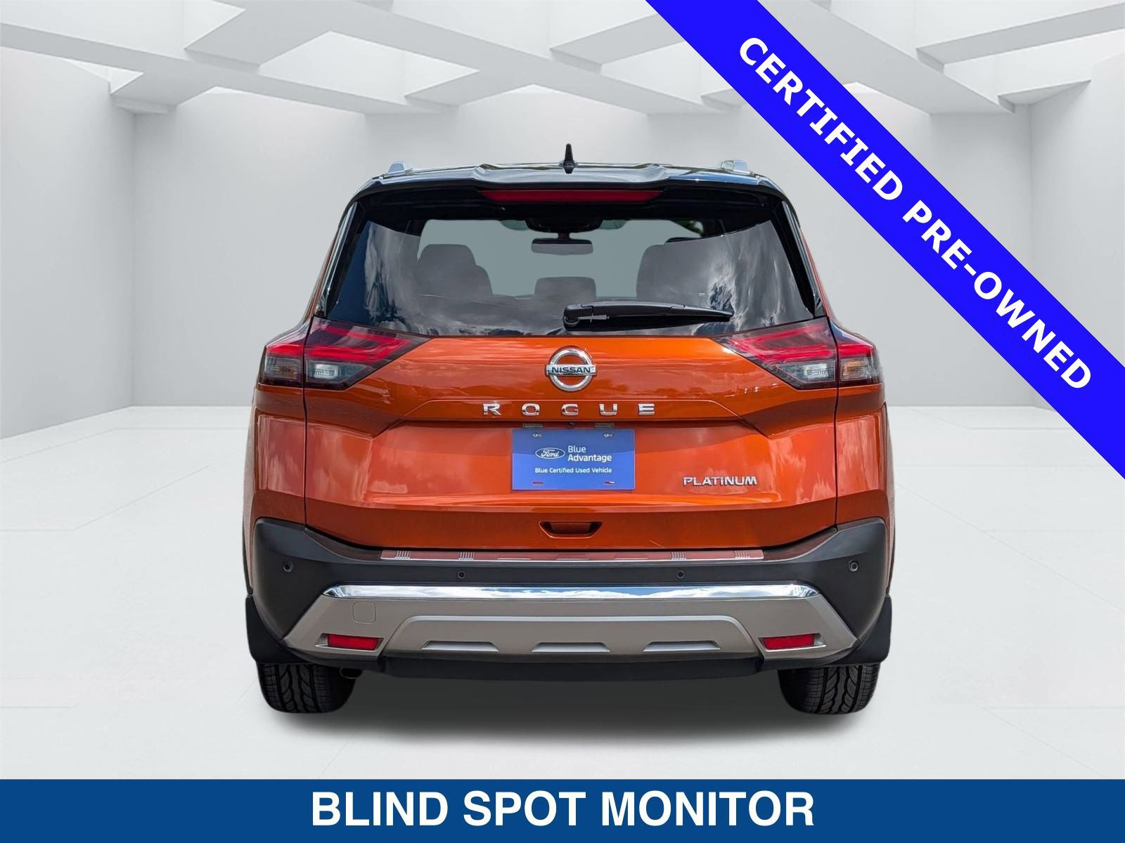 Used 2021 Nissan Rogue Platinum image 4