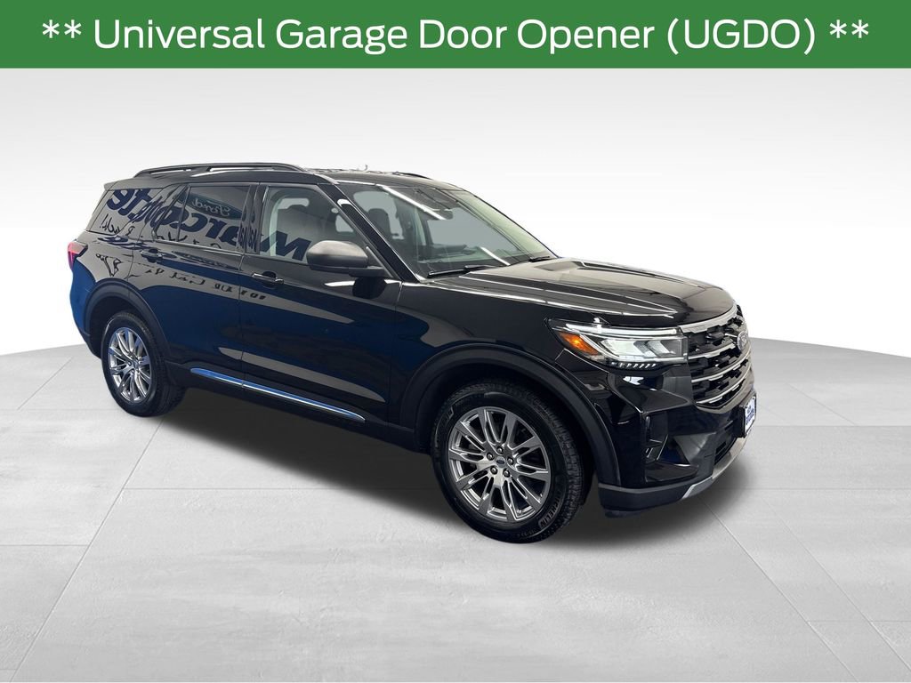 Certified 2025 Ford Explorer Active w/ Active Comfort Package AWD/4WD image 13
