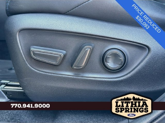Used 2022 Toyota RAV4 XSE AWD/4WD image 24