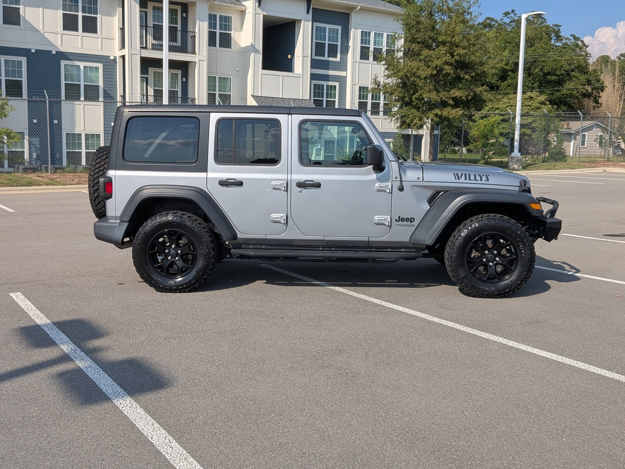 Used 2020 Jeep Wrangler Unlimited Sport AWD/4WD image 3