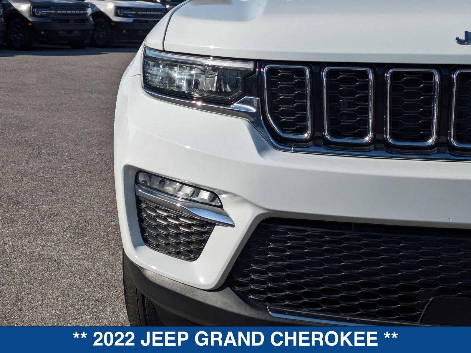 Used 2022 Jeep Grand Cherokee Limited image 8