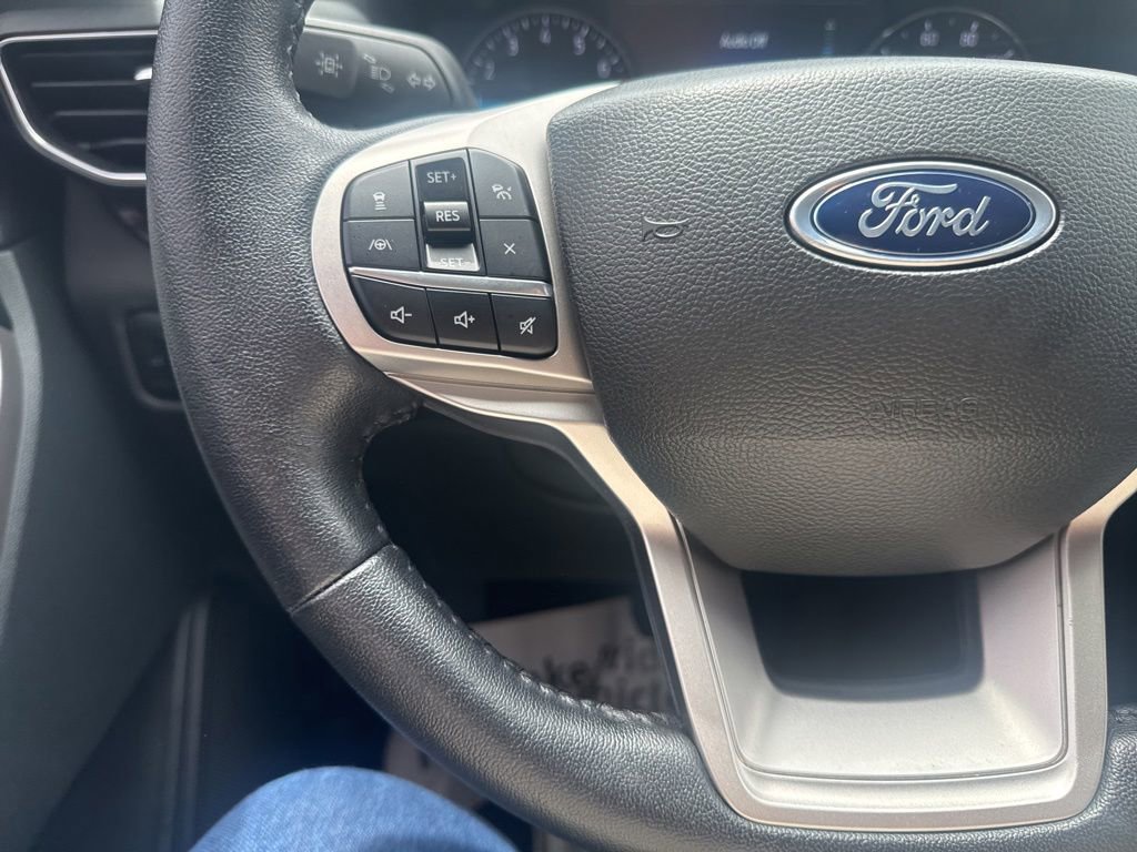 Certified 2023 Ford Explorer Limited w/ Equipment Group 301A AWD/4WD image 27