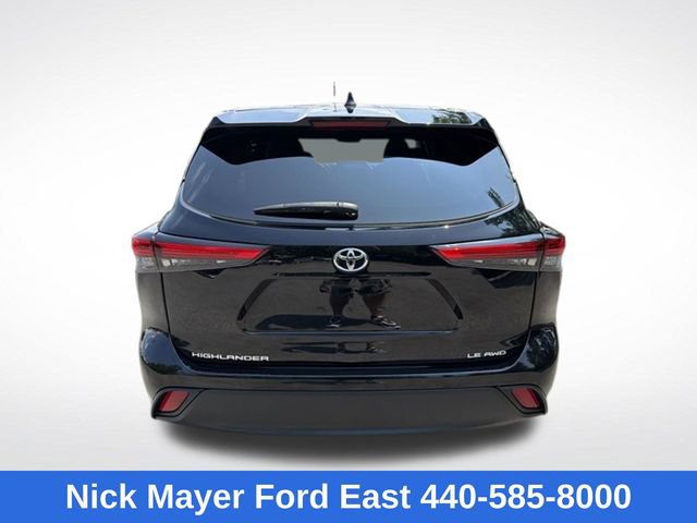 Used 2023 Toyota Highlander LE AWD/4WD image 7