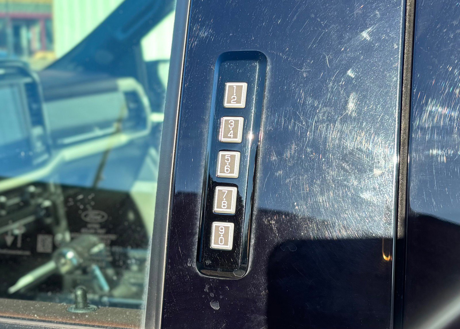 Certified 2022 Ford F150 Lariat w/ Equipment Group 502A High image 21