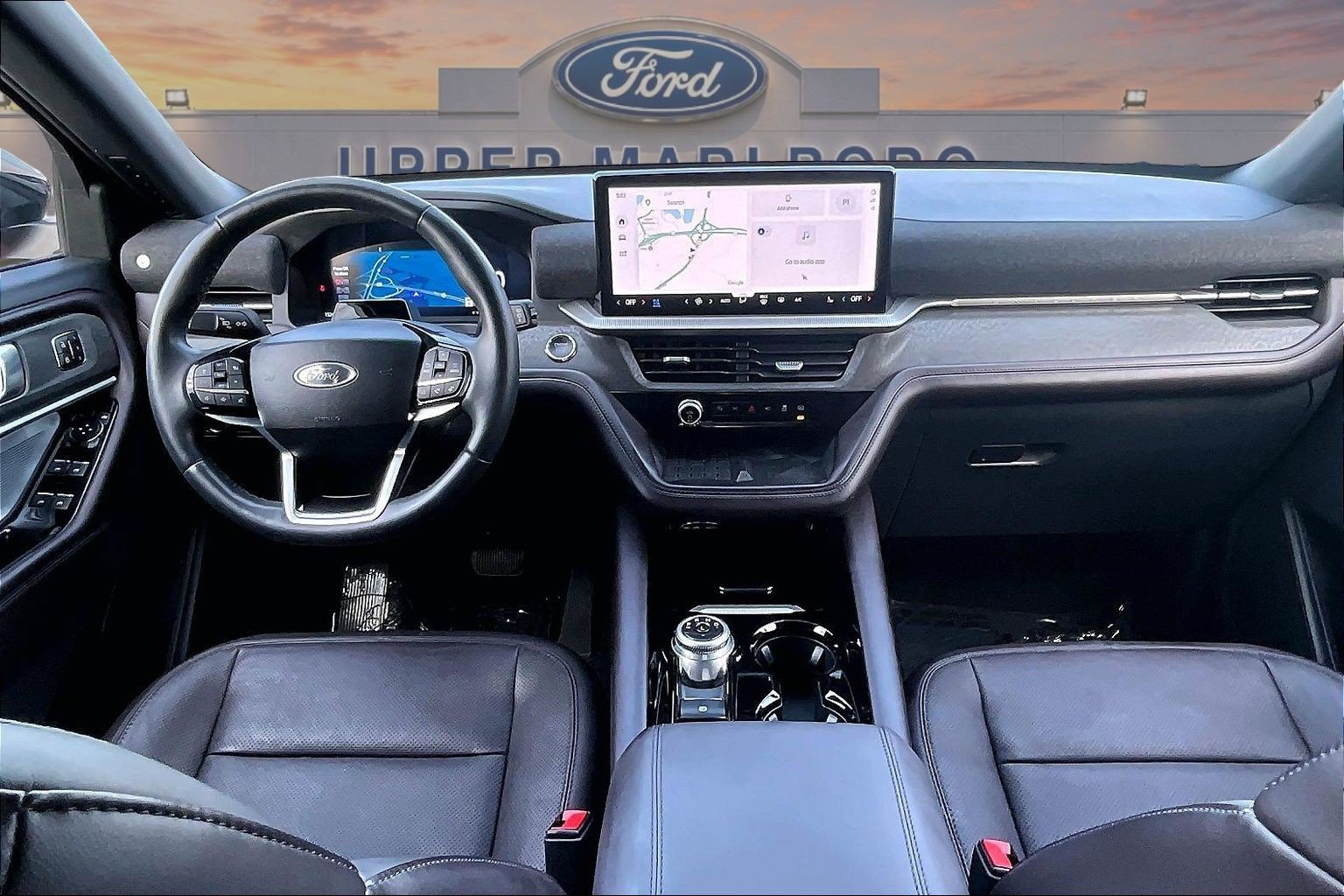 Certified 2025 Ford Explorer Platinum w/ Ultimate Package AWD/4WD image 16