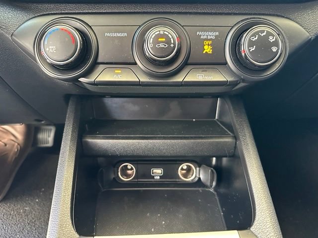 Used 2023 Kia Forte LXS w/ LXS Technology Package FWD image 19