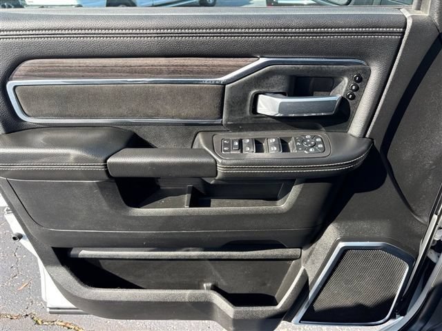 Used 2026 RAM 2500 Laramie AWD/4WD image 16