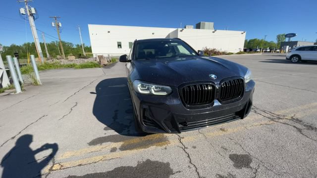 Used 2022 BMW X3 xDrive30i w/ M Sport Package AWD/4WD image 3