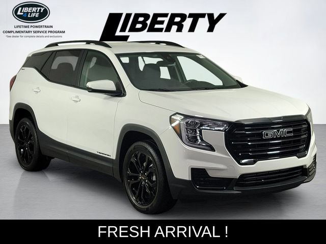 Used 2022 GMC Terrain SLE w/ Driver Convenience Package