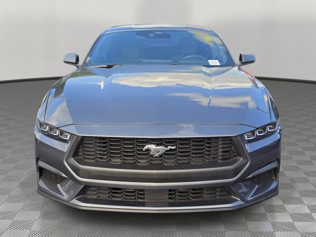 Certified 2024 Ford Mustang Coupe RWD image 2