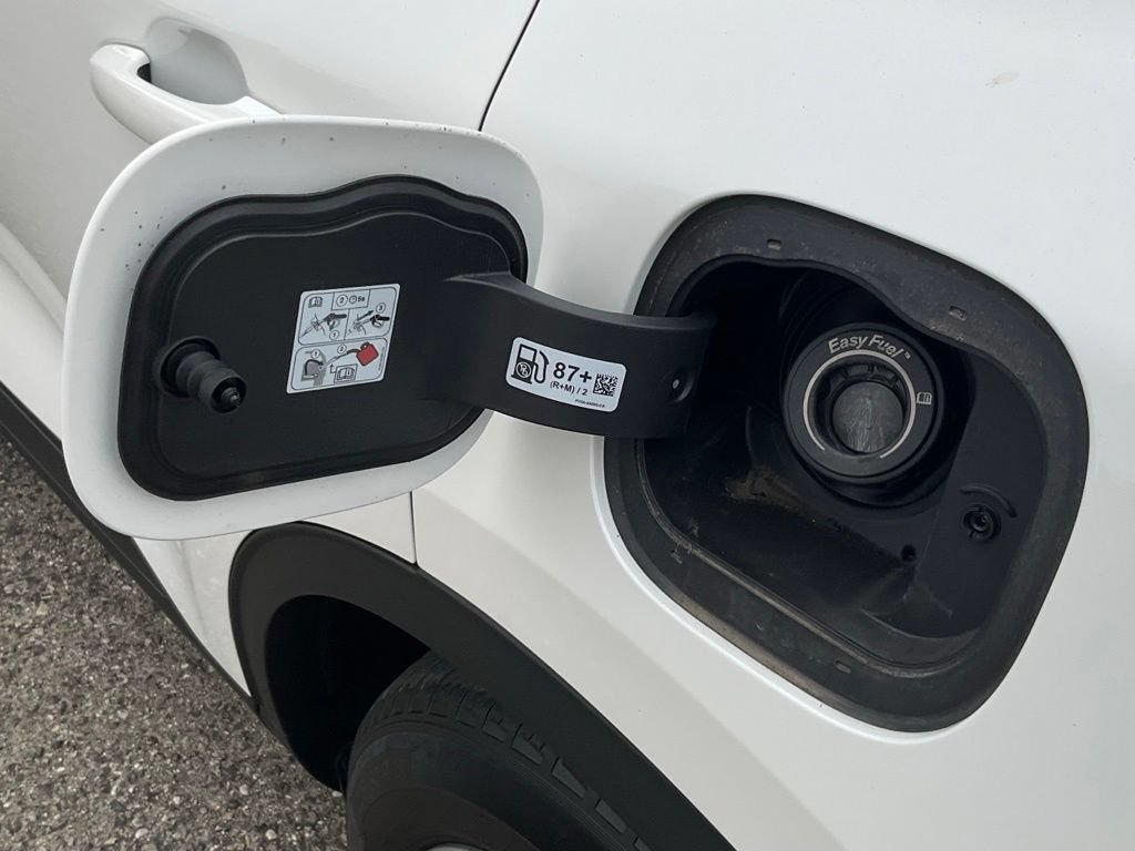 Certified 2024 Ford Escape SE w/ PHEV Premium Package FWD image 13