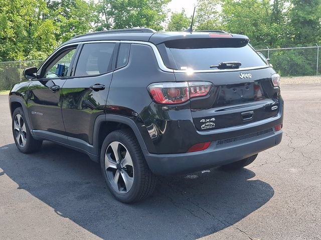 Used 2019 Jeep Compass Latitude w/ Popular Equipment Group AWD/4WD image 10