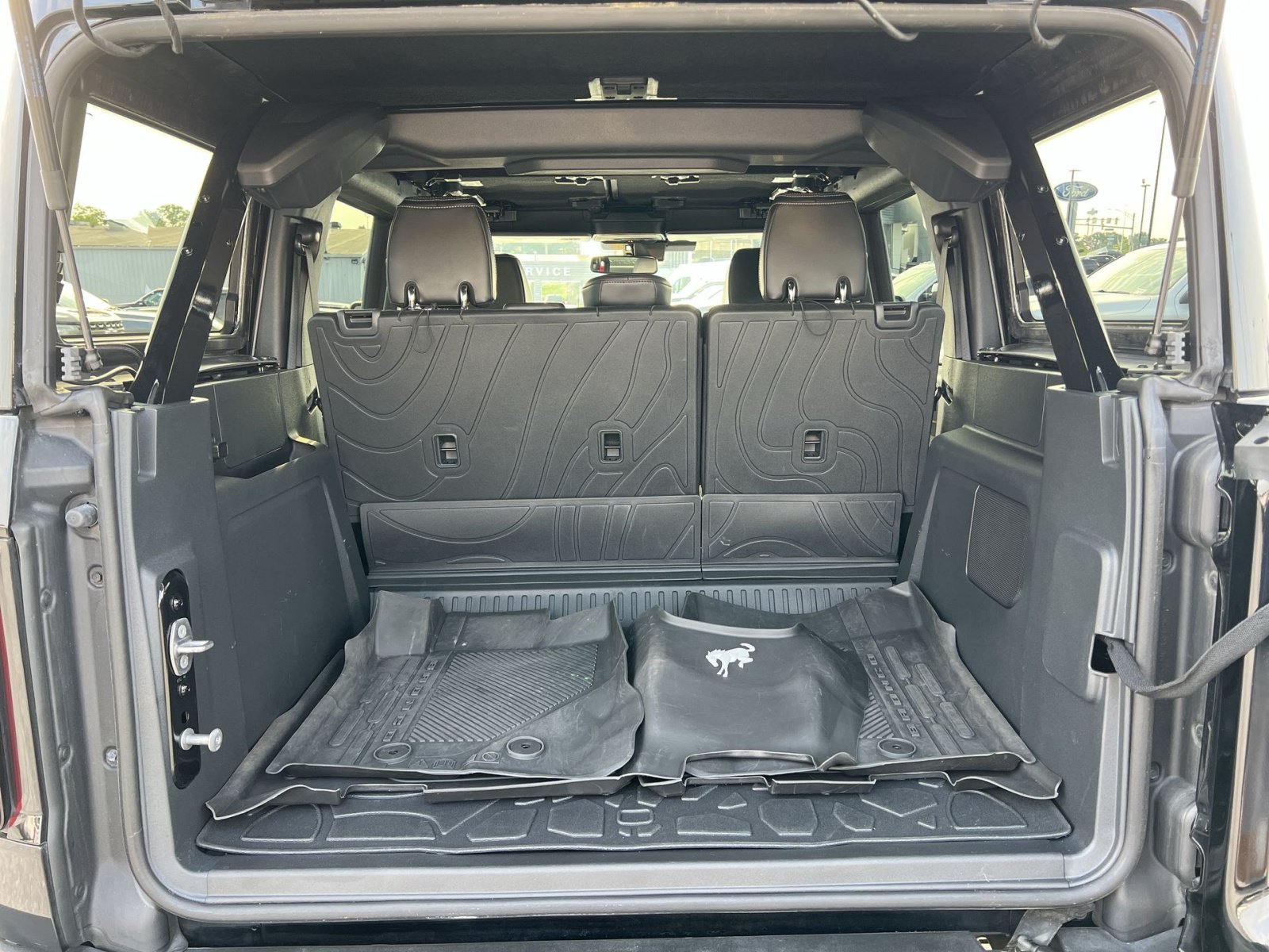 Certified 2025 Ford Bronco Outer Banks w/ Sasquatch Package AWD/4WD image 25