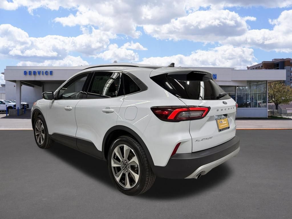 Certified 2025 Ford Escape Platinum AWD/4WD image 5