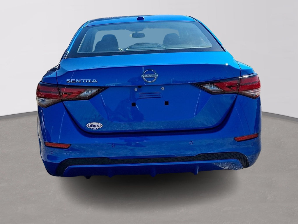 Used 2025 Nissan Sentra SV FWD image 5