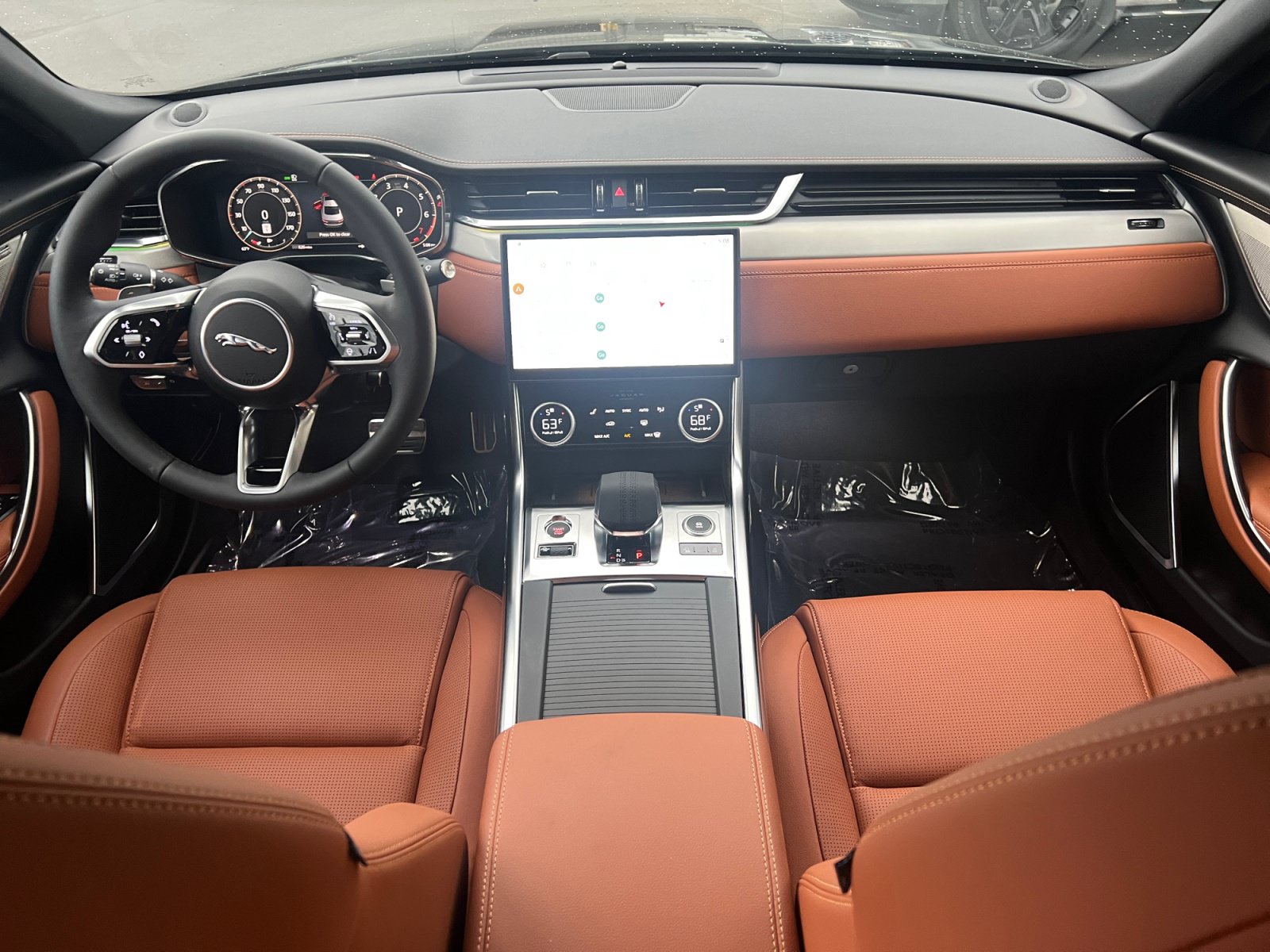 Used 2024 Jaguar XF R-Dynamic SE AWD/4WD image 25
