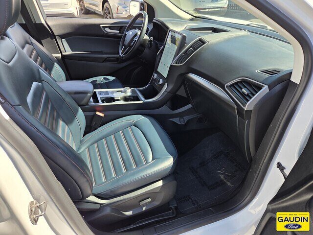 Certified 2024 Ford Edge SEL w/ Sport Appearance Package AWD/4WD image 16