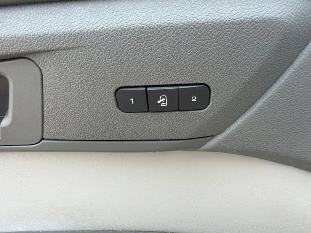 Used 2017 GMC Acadia Limited SLT FWD image 23