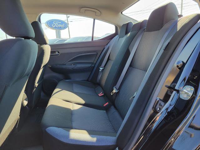 Used 2025 Nissan Versa SV image 13