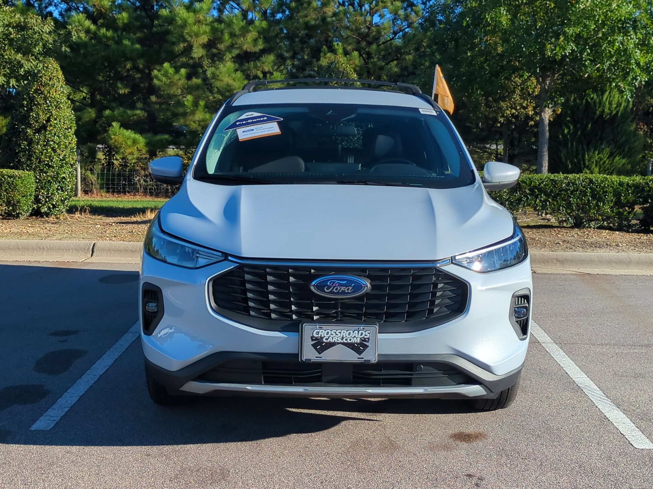 Certified 2025 Ford Escape SE FWD image 9