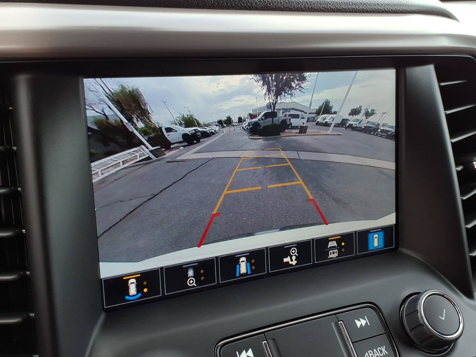 Used 2023 GMC Acadia AT4 w/ Technology Package AWD/4WD image 23