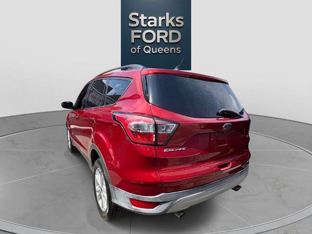 Certified 2018 Ford Escape SE w/ SE Sync 3 Package AWD/4WD image 4