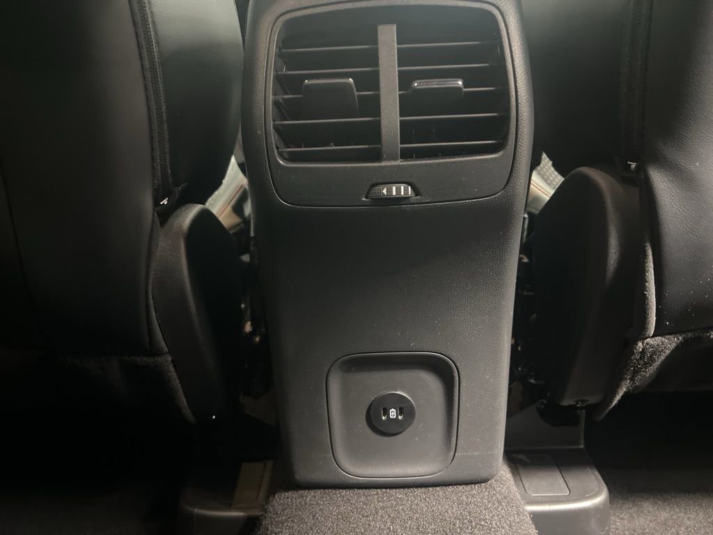 Certified 2025 Ford Escape ST-Line image 11