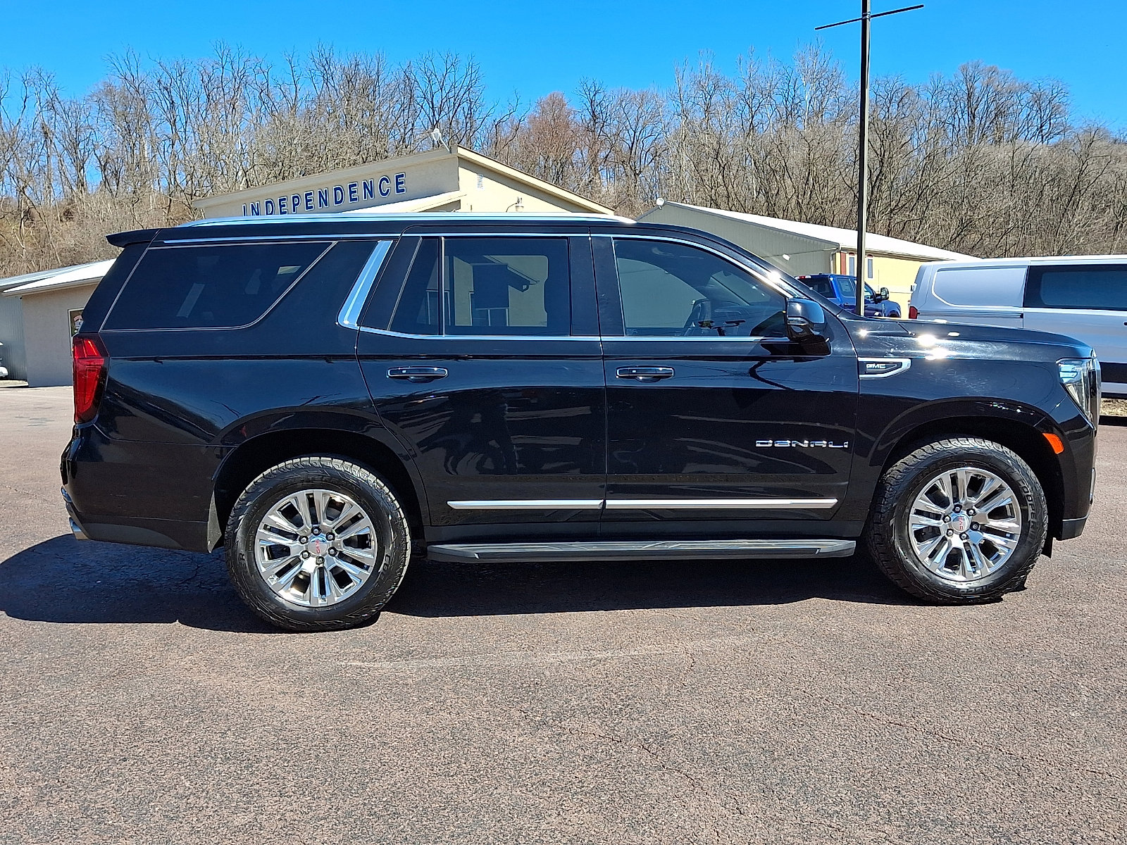 Used 2021 GMC Yukon Denali image 12