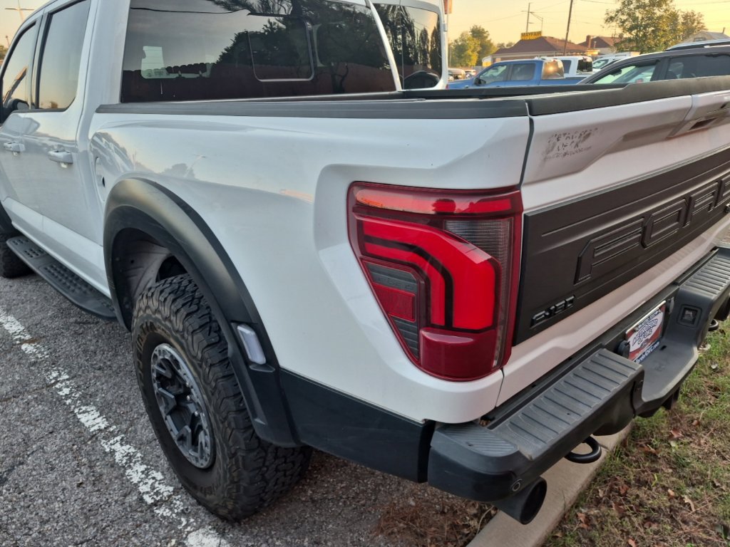 Certified 2025 Ford F150 Raptor w/ Equipment Group 803A Raptor R AWD/4WD image 15
