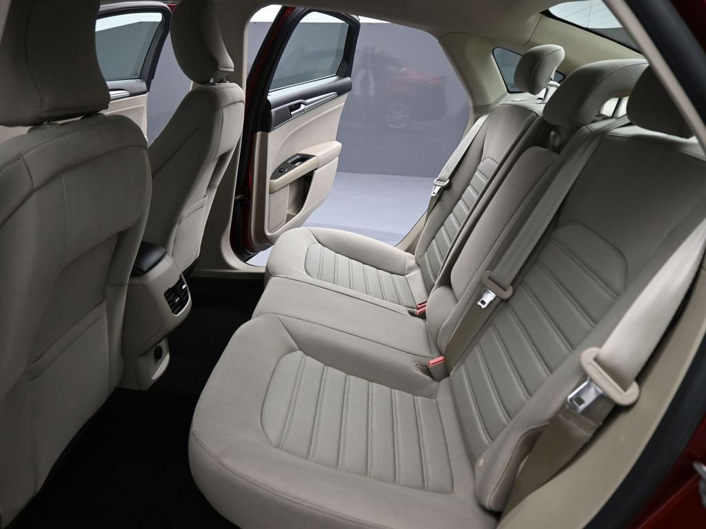 Certified 2019 Ford Fusion SE image 47