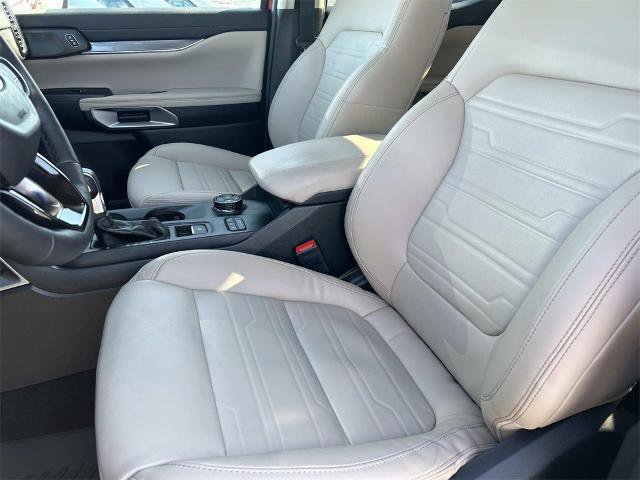 Certified 2025 Ford Ranger Lariat w/ FX4 Off-Road Package image 24