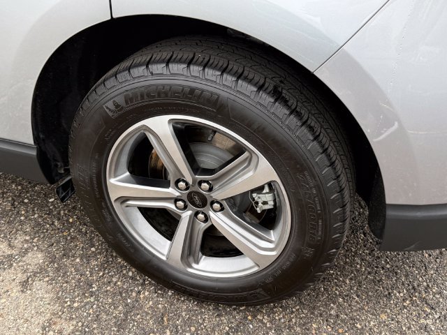 Certified 2024 Ford Edge SEL w/ Convenience Package AWD/4WD image 5