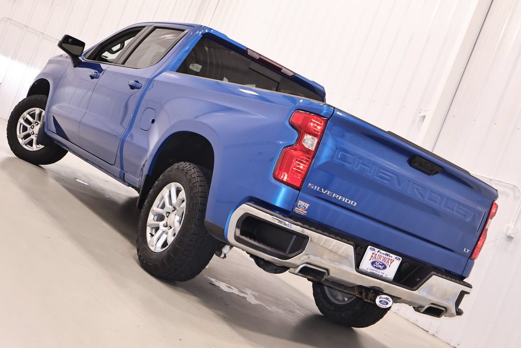 Used 2022 Chevrolet Silverado 1500 LT AWD/4WD image 36