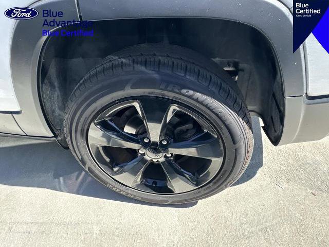 Used 2020 Jeep Cherokee Latitude Plus FWD image 7