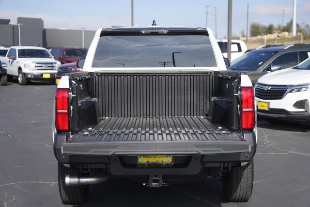 Used 2025 Toyota Tacoma SR image 31