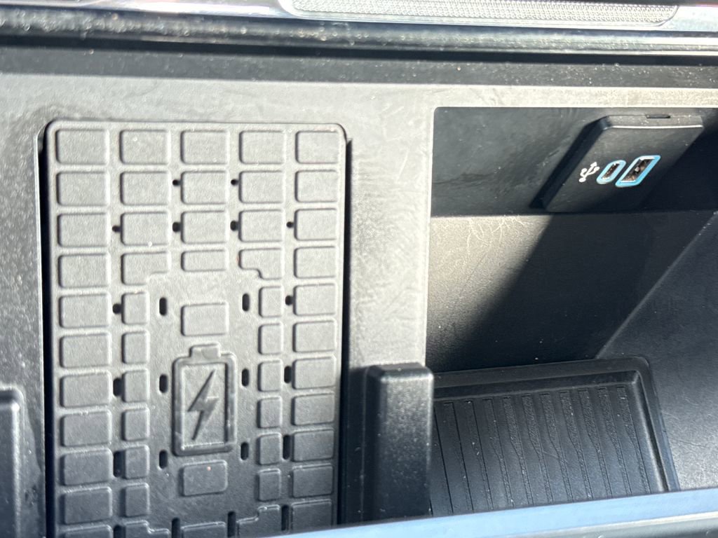 Certified 2024 Ford F250 Lariat w/ Chrome Package image 24