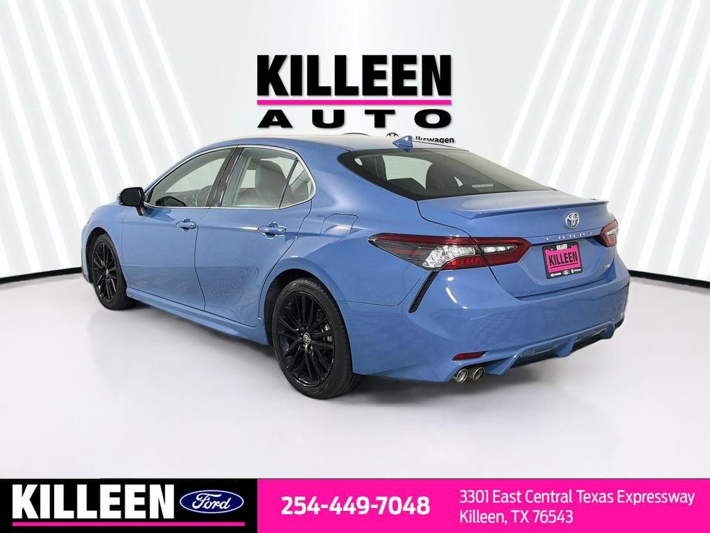 Used 2024 Toyota Camry XSE FWD image 7