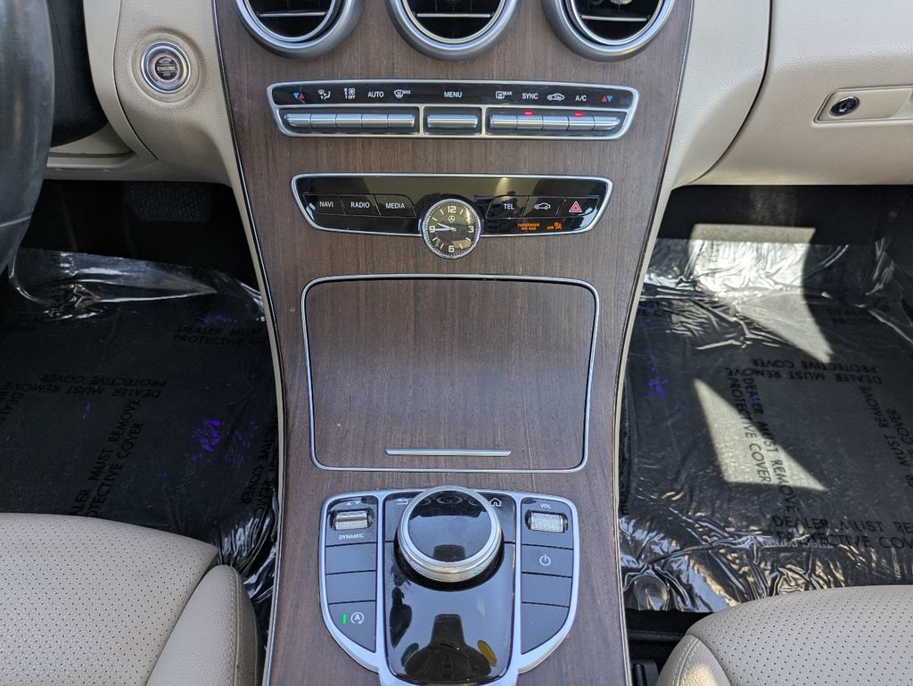 Used 2020 Mercedes-Benz C 300 4MATIC Sedan image 18