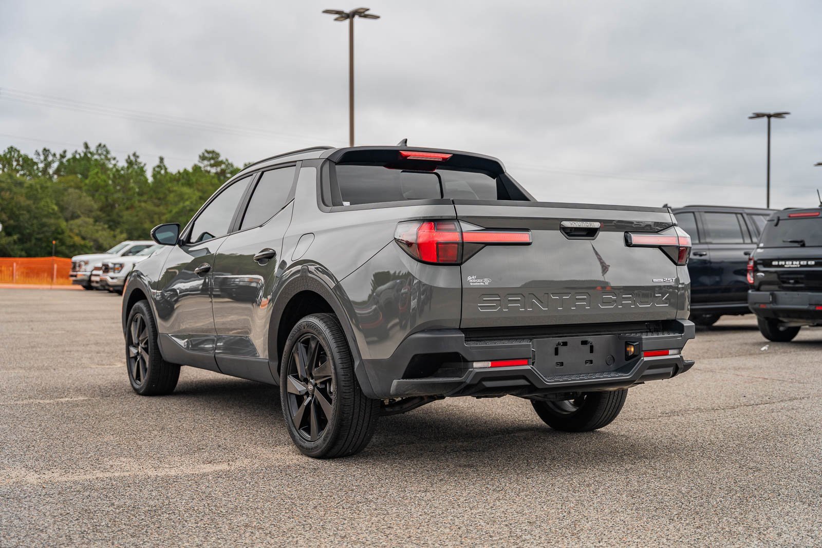 Used 2024 Hyundai Santa Cruz Night image 3