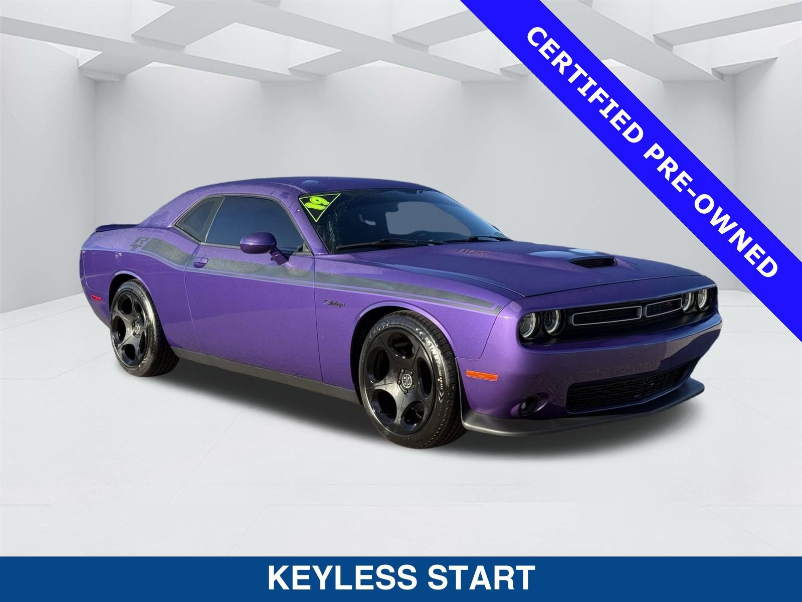 Used 2019 Dodge Challenger R/T w/ Plus Package image 7