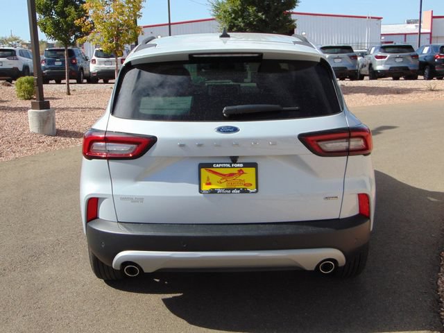 Certified 2026 Ford Escape SE FWD image 5