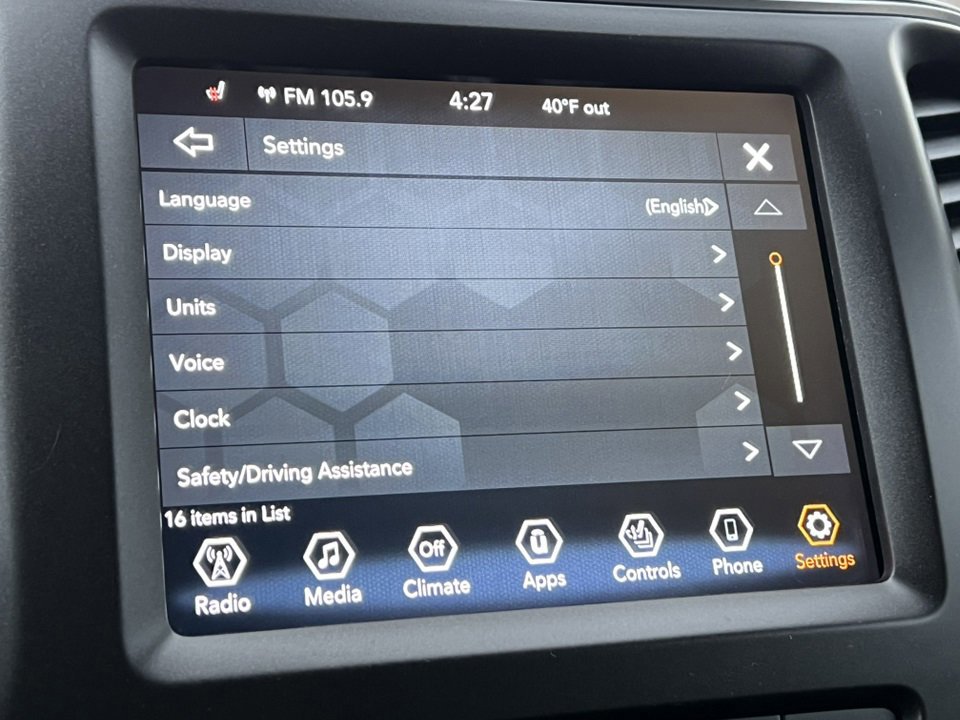 Used 2022 Jeep Cherokee Trailhawk w/ Comfort/Convenience Group image 29