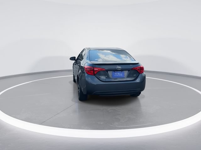 Used 2017 Toyota Corolla SE FWD image 6