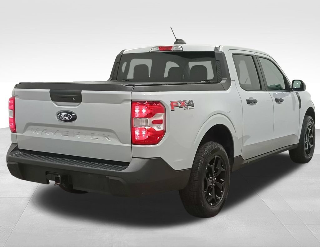 Certified 2025 Ford Maverick XLT w/ XLT Luxury Package AWD/4WD image 3