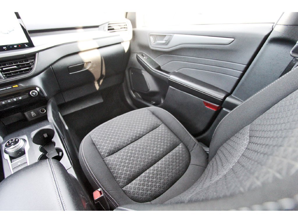 Certified 2025 Ford Escape Active w/ Tech Pack #1 FWD image 11