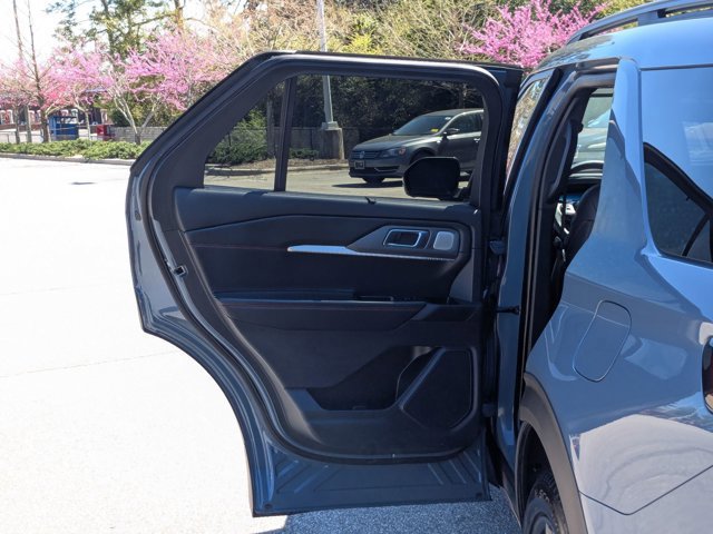 Certified 2025 Ford Explorer ST image 29