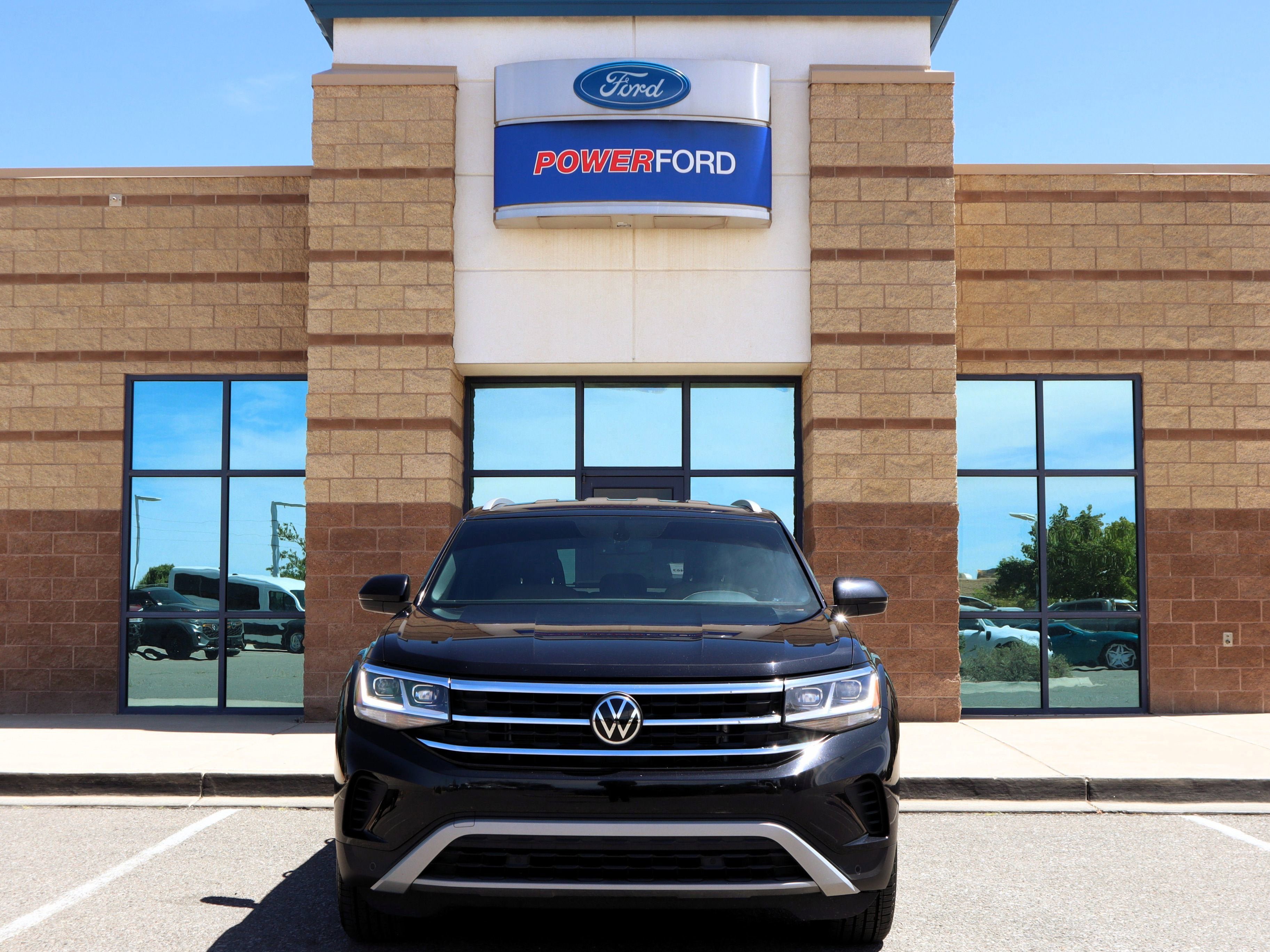 Used 2022 Volkswagen Atlas Cross Sport SE AWD/4WD image 8