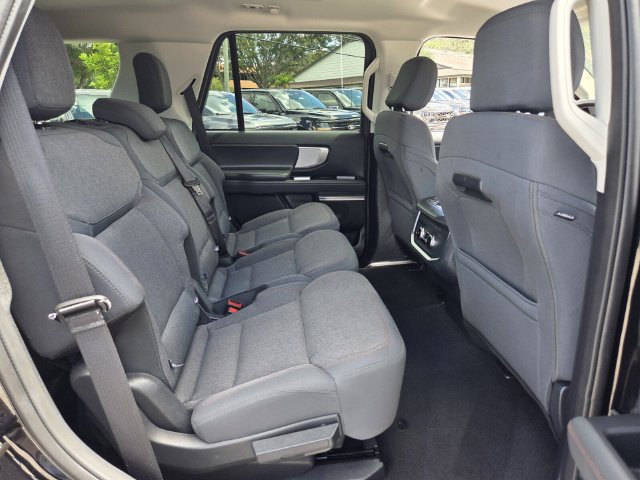 Certified 2025 Ford Expedition Active RWD image 18
