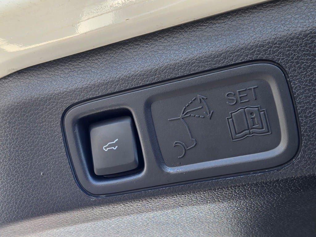 Certified 2024 Ford Expedition Timberline image 18